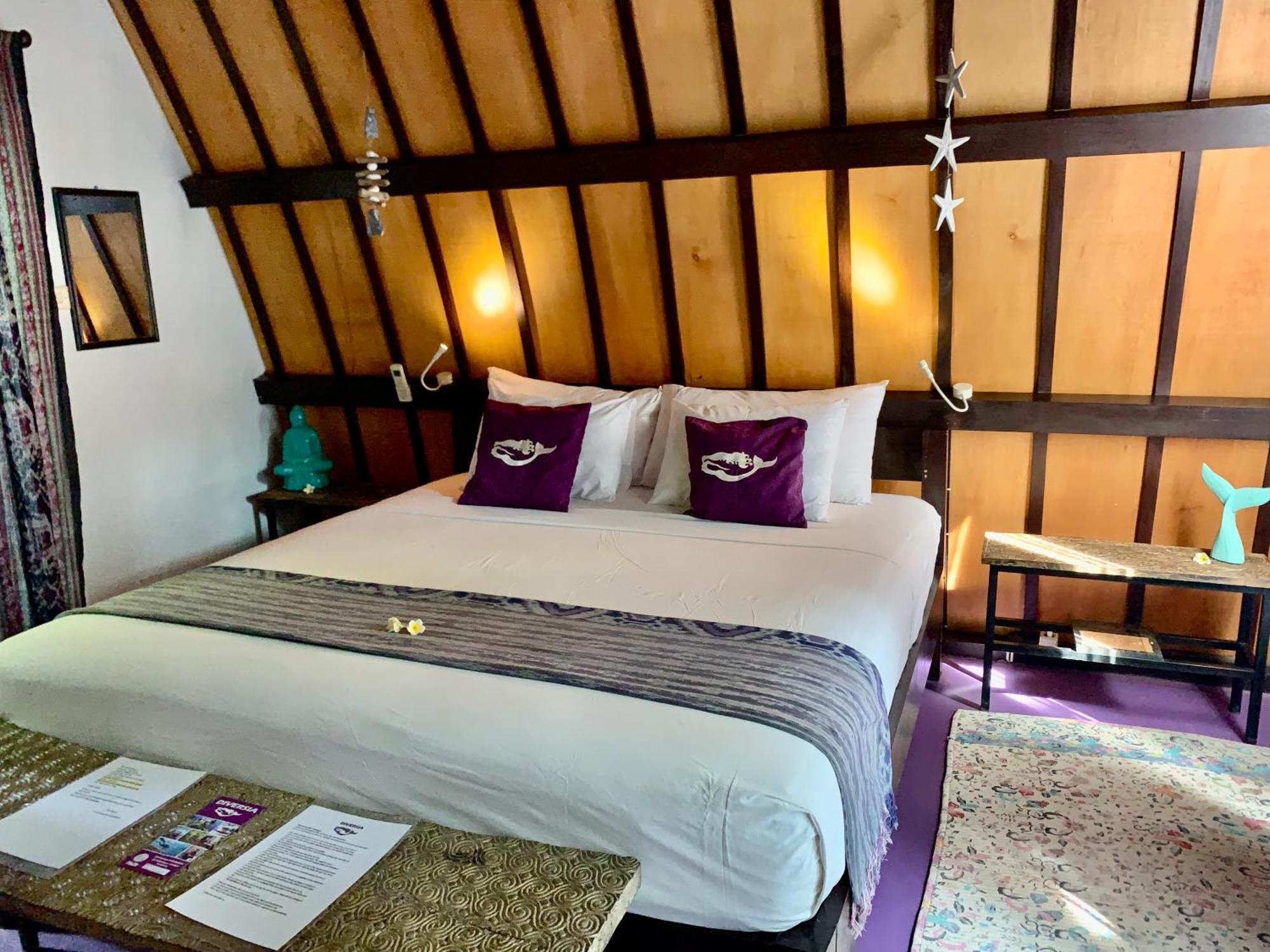 Diversia Diving Club & Bungalows Gili Trawangan Exterior photo